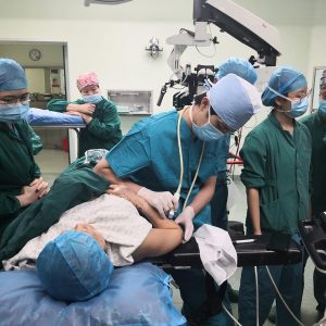 中国福建省での招聘手術　手術中